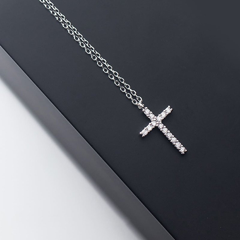 L'amour Classic Cross Necklace - Necklaces - Sterling Silver 