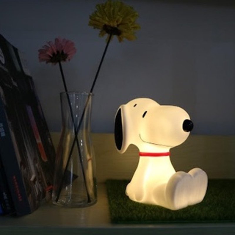 【送禮推薦】Snoopy 聯名授權   史努比造型小夜燈 - 燈具/燈飾 - 塑膠 白色