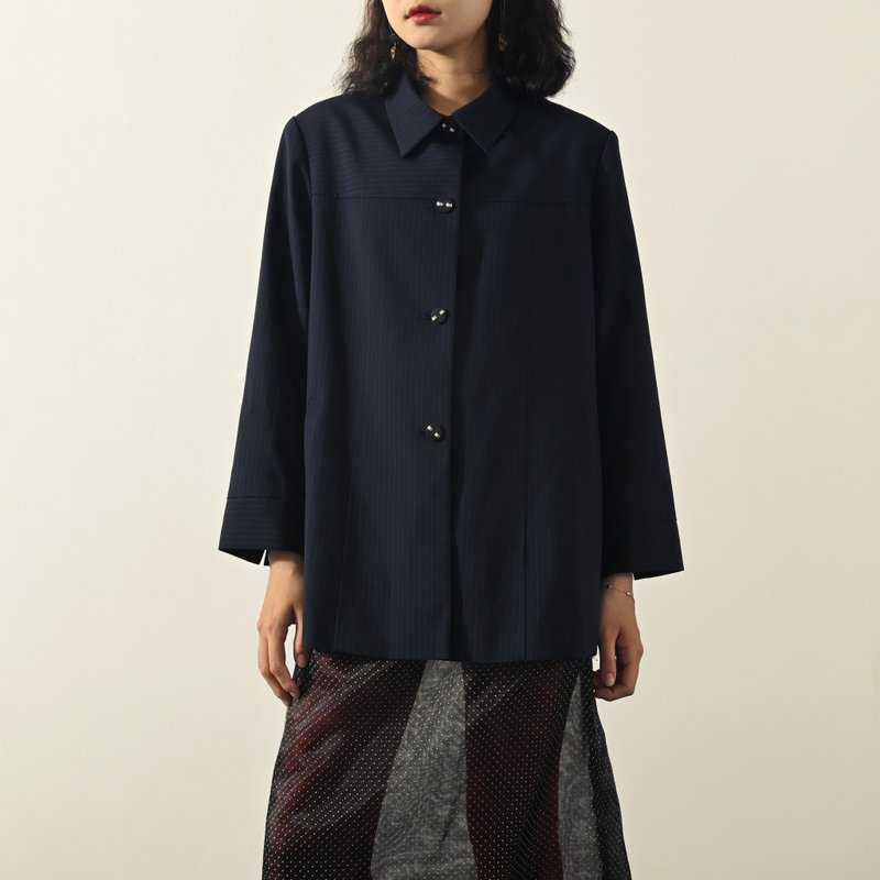 【NaSuBi Vintage】Sleek silhouette and fine lines vintage blazer - Women's Blazers & Trench Coats - Other Man-Made Fibers 