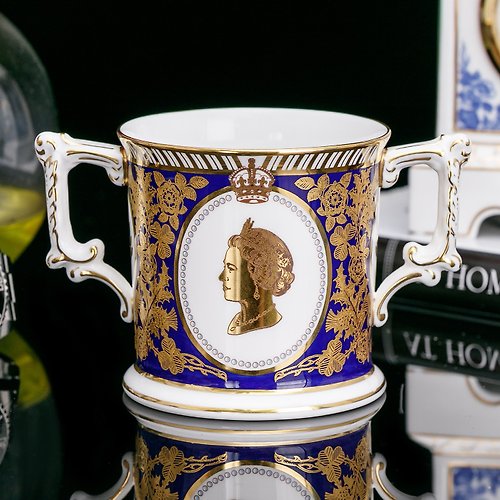 擎上閣裝飾藝術 皇室尊享Royal Crown Derby女王1986生日紀念骨瓷馬克杯咖啡杯茶
