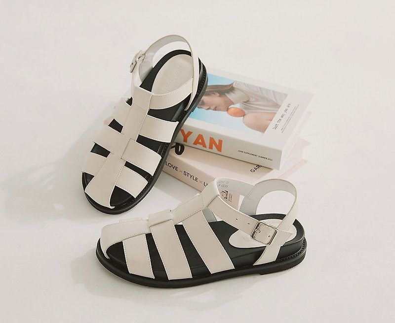 Water resistant Q bomb! Broadband fisherman sandals friendly size 37-45_ white - Sandals - Faux Leather White