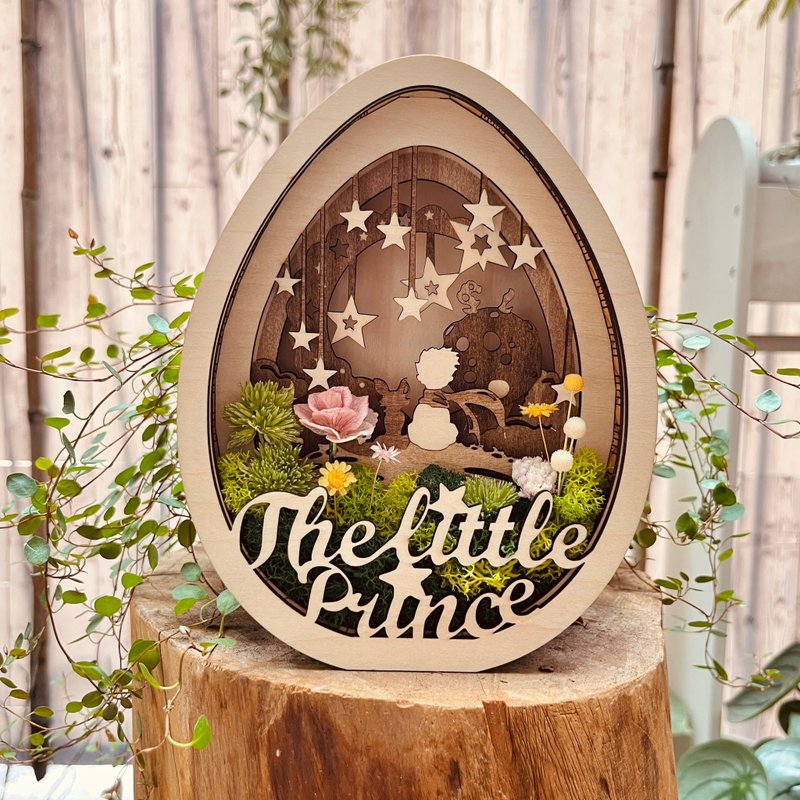 The Little Prince-Light and Floral Stories  (Preserved Flower + Wooden Carving) - โคมไฟ - ไม้ สีทอง