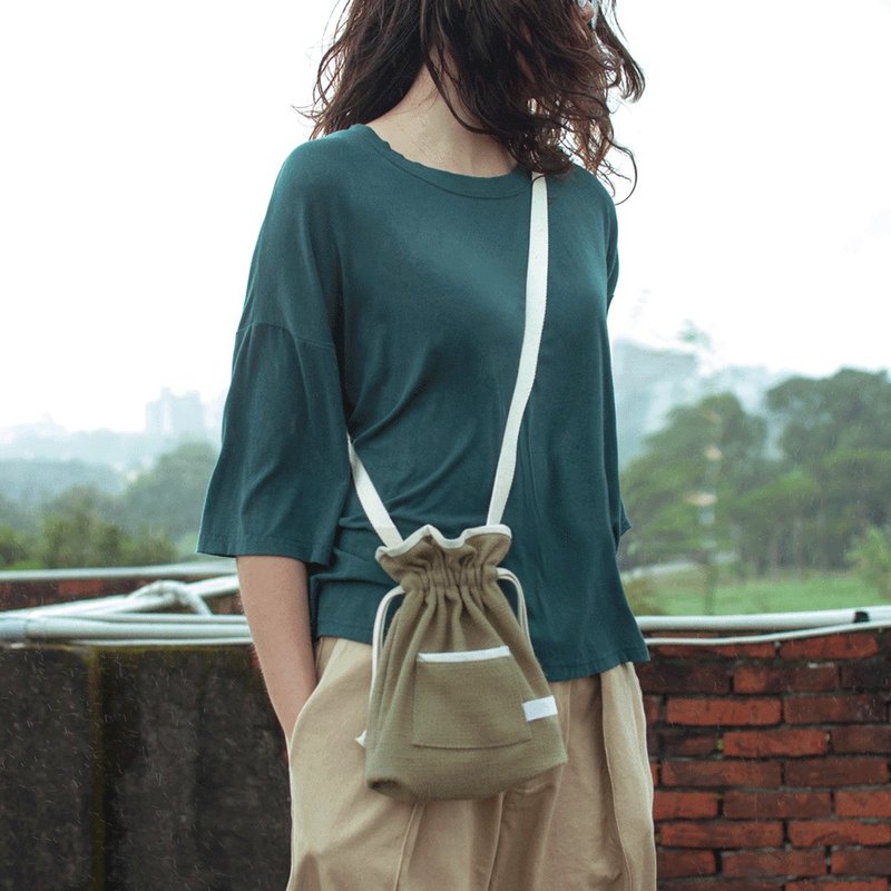 [Apricot] Piping color matching side back handbag //olive green - Handbags & Totes - Cotton & Hemp Green