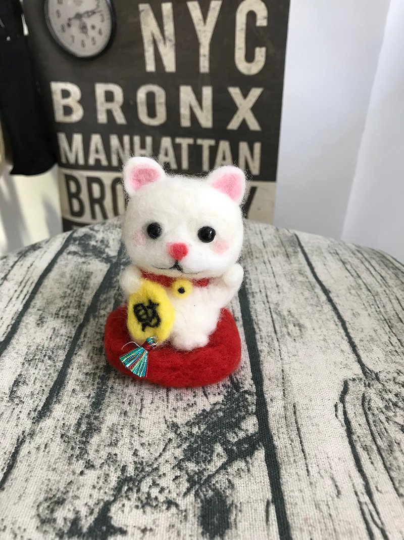 If sold out, please choose a product that is on the shelf | Wool felt | Lucky cat - Stuffed Dolls & Figurines - Wool 