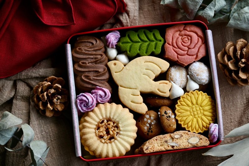 2025 New Year Tin Box Biscuits - Handmade Cookies - Other Materials Red