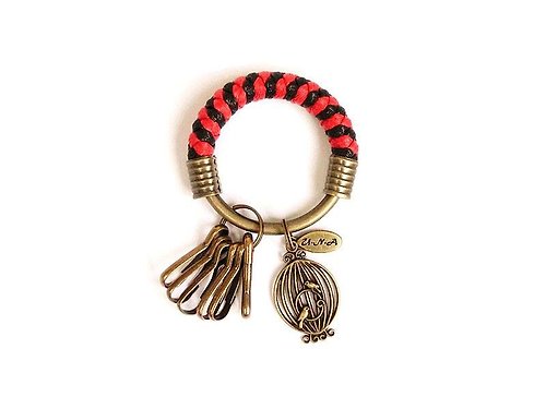 優娜手作–U.N.A handiwork 鑰匙圈(小)5.3CM 紅+黑+橢圓形鳥籠 手工 編織 腊繩 鐵環 客製化