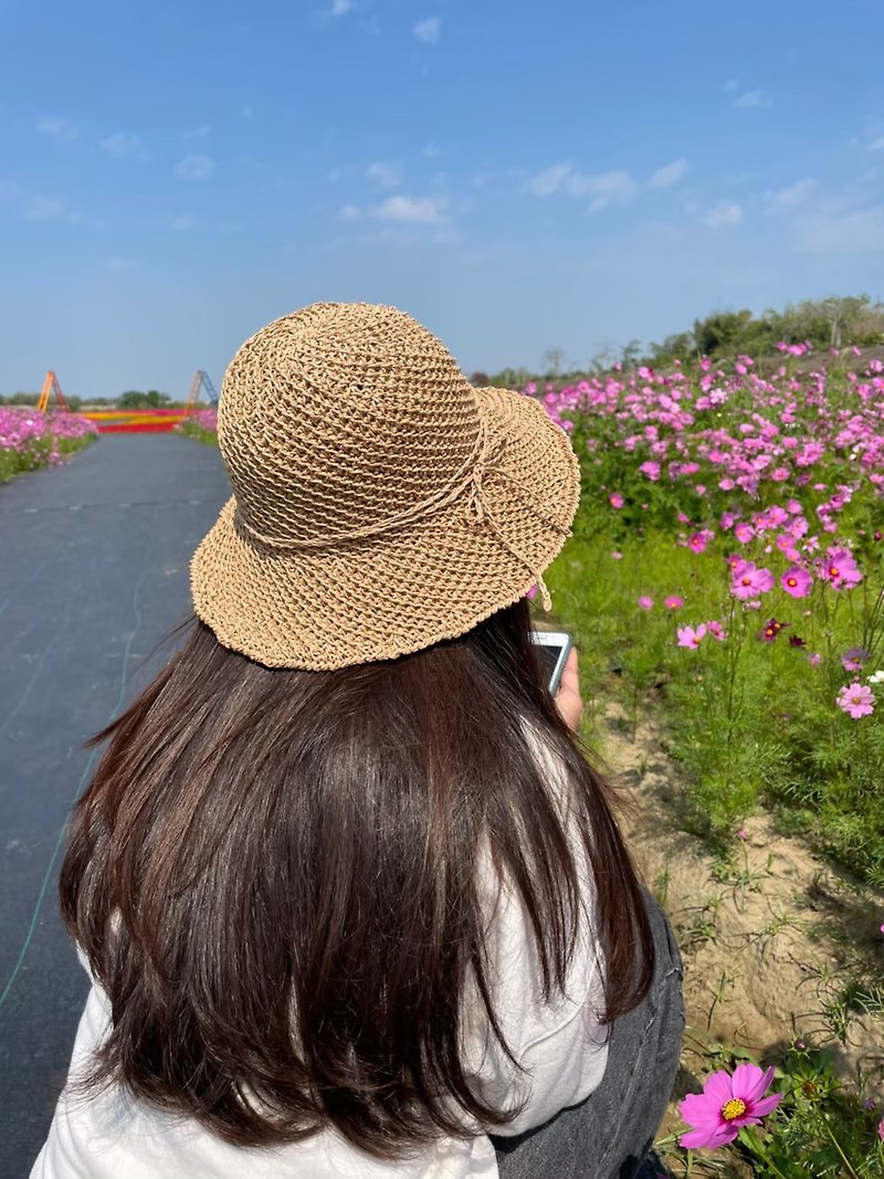 Fall in love with the twill hat series in summer. . Wide brim twill. Wheat color. Sun hat for outdoor use. straw hat - หมวก - กระดาษ 