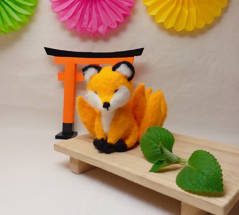 Nine tail fox wool felt - Other - Wool Orange