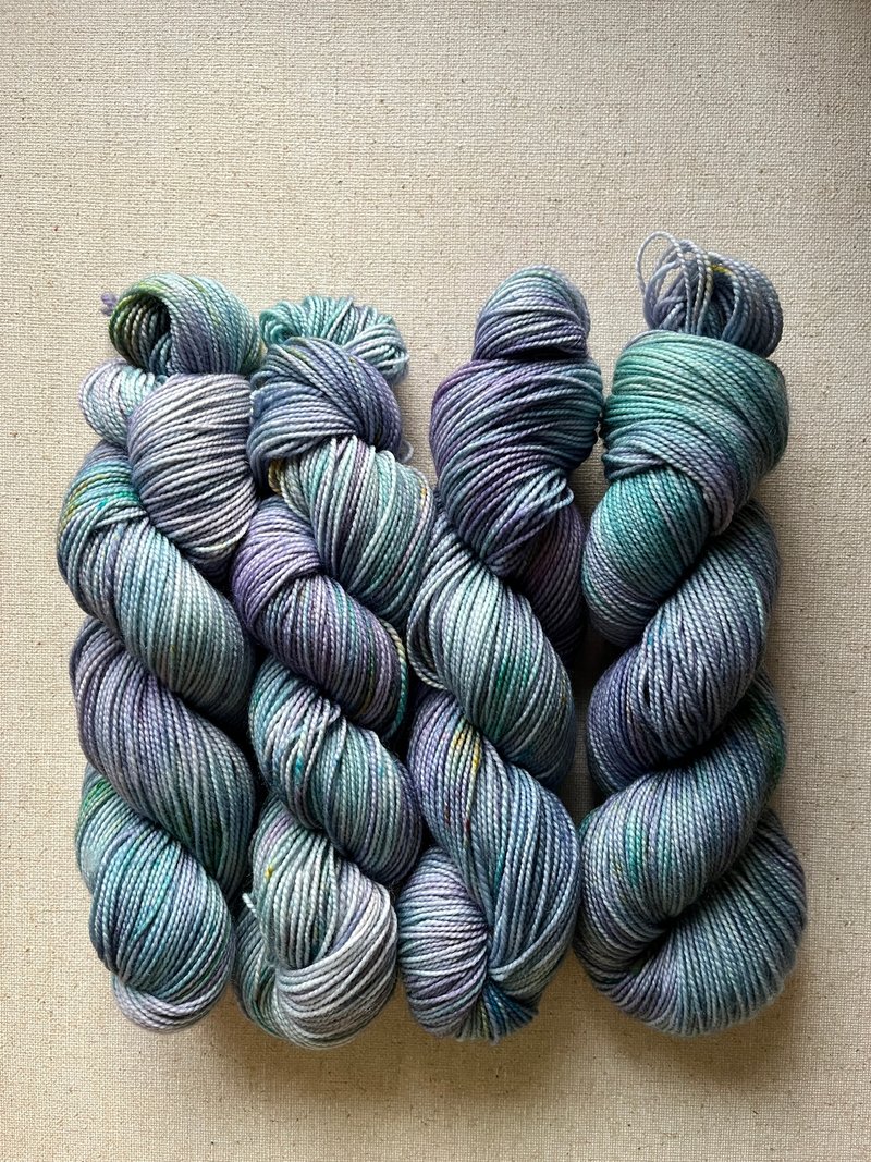 Hand dyed wool thread-Aurora - Knitting, Embroidery, Felted Wool & Sewing - Wool Blue