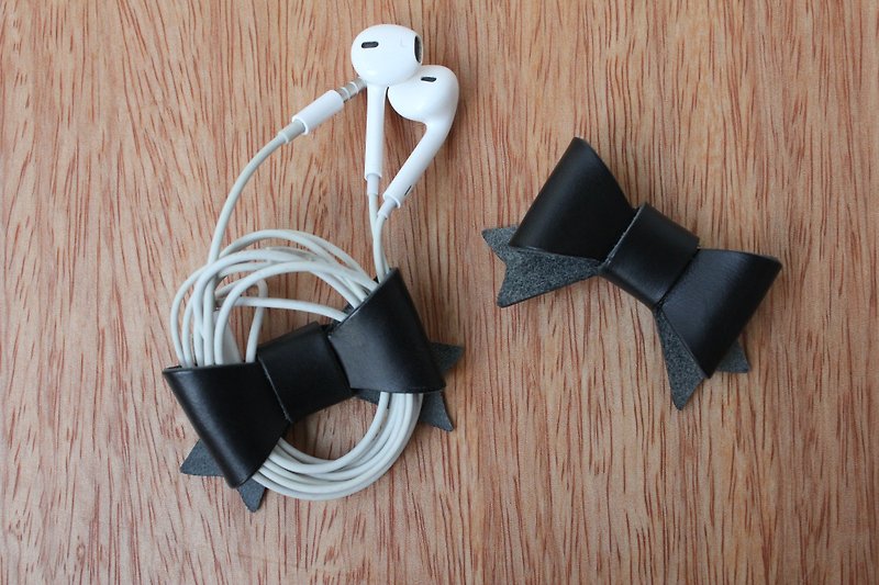 [Mini5] 啾啾 reel (black) - ที่เก็บสายไฟ/สายหูฟัง - หนังแท้ สีดำ