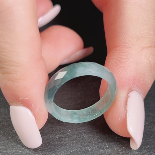 瓔珞珠寶盒 E.L.Jewelry Box 冰藍水翡翠鑽石切割面戒指戒圈 | 國際10.5圍 | 天然A貨翡翠