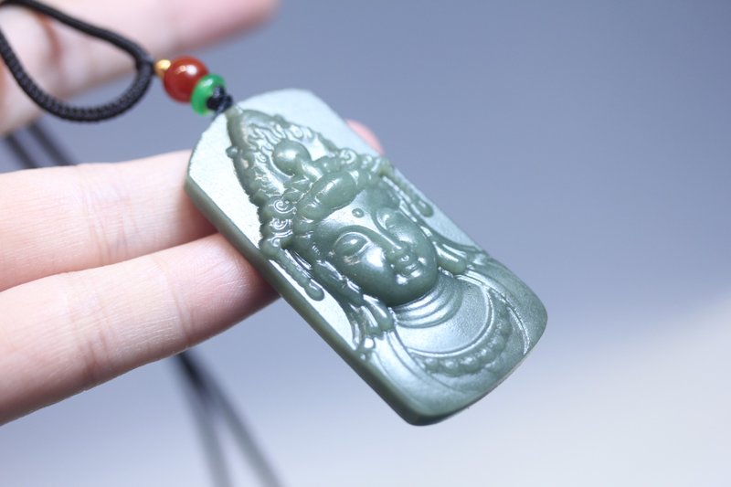 天然和田玉 山料大慈大悲觀世音菩薩掛件 平安闢邪吊墜項鏈 - 項鍊 - 玉石 綠色