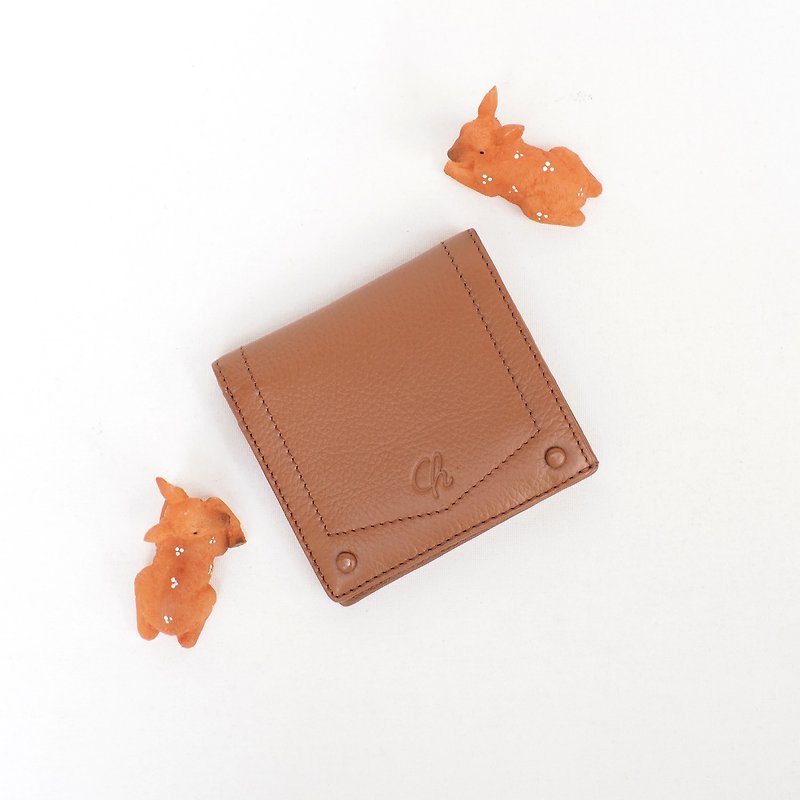 Hannah (caramel brown) : Small leather short wallet, folded wallet - กระเป๋าสตางค์ - หนังแท้ สีนำ้ตาล