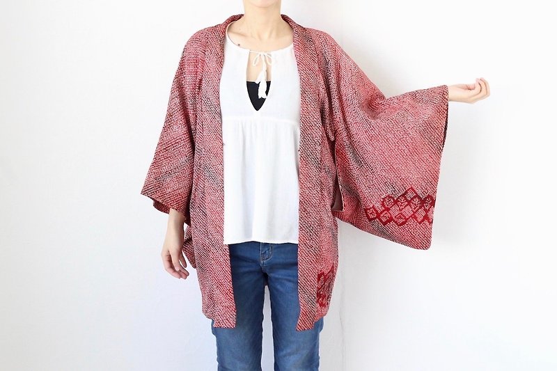 red SHIBORI Haori, Japanese kimono, kimono jacket, silk kimono, kimono /3939 - 外套/大衣 - 絲．絹 紅色