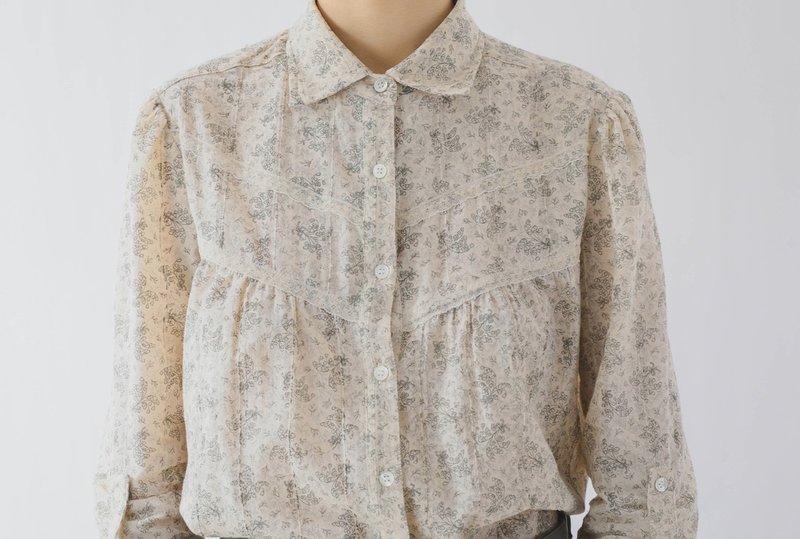 French retro girl literary country style floral print cotton long-sleeved shirt - เสื้อเชิ้ตผู้หญิง - ผ้าฝ้าย/ผ้าลินิน สีกากี