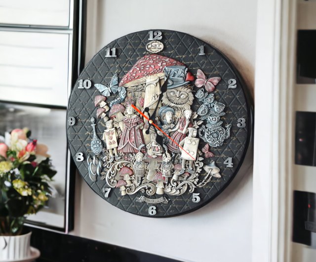 Alice in Wonderland Clock, Alice in Wonderland Gifts, Alice in Wonderland  Wall Clock, Alice Clock 