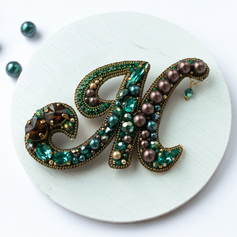 Beaded Brooch English Letter.Embroidered Initial Brooch.Name Pin.Customized Gift - Brooches - Pearl Green