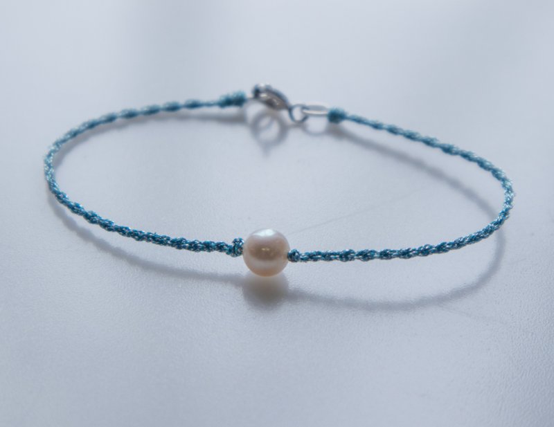 Sister gift.925 sterling silver natural pearl lucky bracelet-sky blue E8 - สร้อยข้อมือ - ไข่มุก สีน้ำเงิน