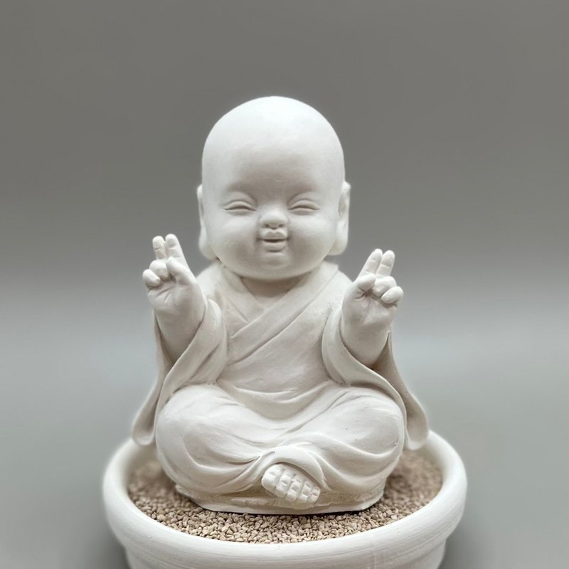 24HR Jing Nian Auspicious Little Buddha One Smile Small Plate Set Art Fragrance Diffuser Essential Oil Diffuser - น้ำหอม - ปูน ขาว