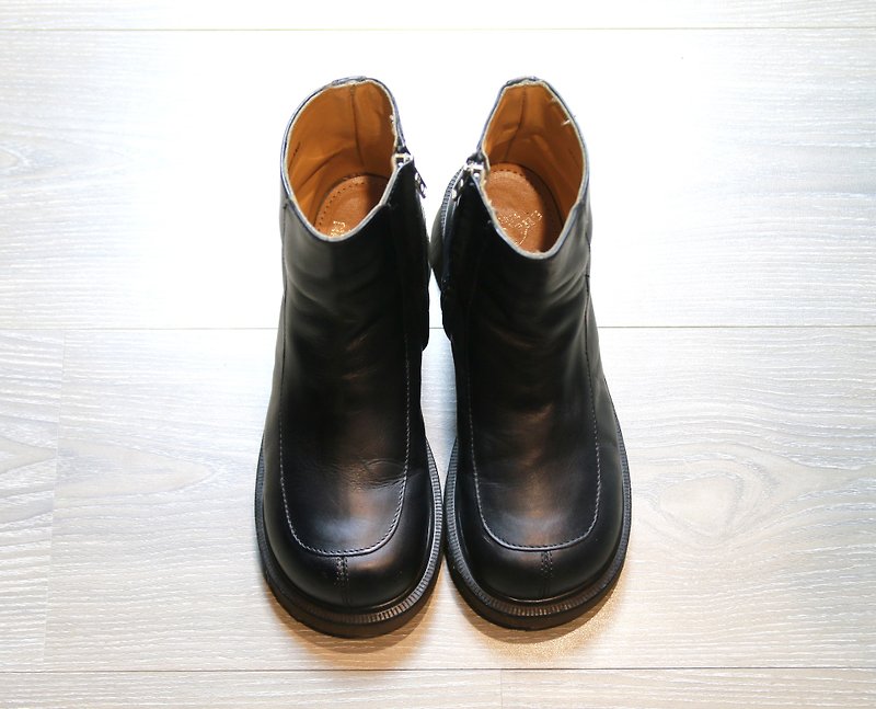 Back to Green Dr. Martens British black boots, side zipper vintage shoes SE46 - รองเท้าบัลเลต์ - หนังแท้ 