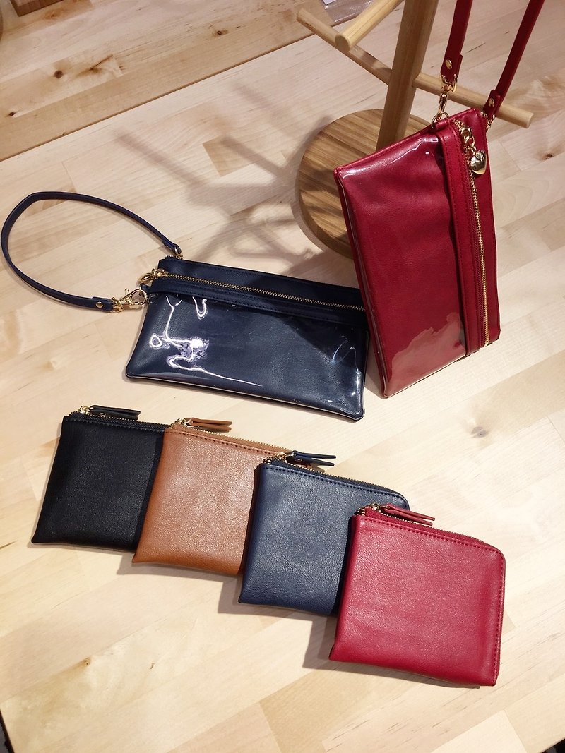 アニバーサリー-グッディバッグ携帯電話バッグ赤とポケット小財布（14色から1つを選択）誕生日プレゼント - 財布 - 防水素材 多色