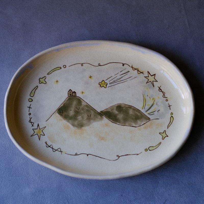 Studio Suànn-Sian . Meteorite and Mountain Cabin Plate | Oval Plate, Dessert Plate, Large Platter - จานและถาด - ดินเผา สีเขียว