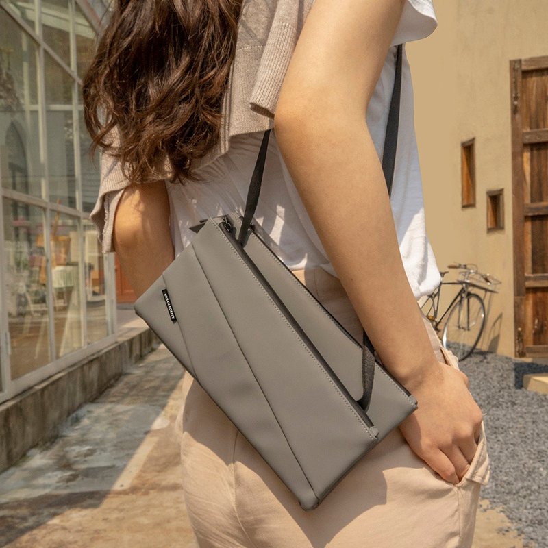 LIGHT light | Shoulder bag / shoulder bag / clutch - Messenger Bags & Sling Bags - Waterproof Material 