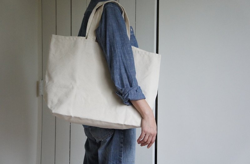 Canvas shoulder bag - Messenger Bags & Sling Bags - Cotton & Hemp White