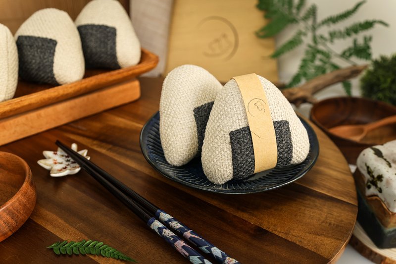 Rice Ball Onigiri Handmade Cat Toy Pendant Home Accessories Children's Toy Japanese Cuisine - Pet Toys - Other Materials Multicolor