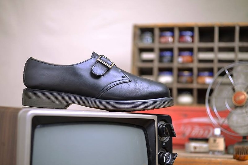 Vintage British black Dr. Martens shoes British system Munch - รองเท้าลำลองผู้ชาย - หนังแท้ สีดำ