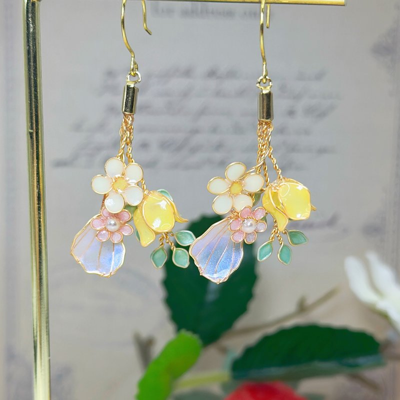 Mini bouquet spring-like anti-allergic earrings - Earrings & Clip-ons - Resin Multicolor