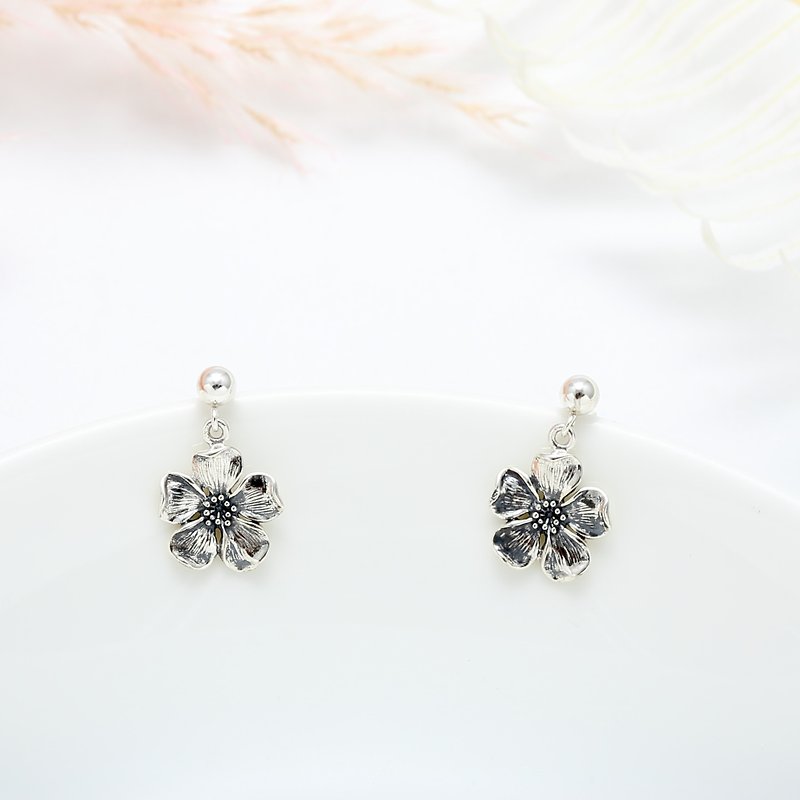 Sakura Japanese cherry s925 sterling silver earrings (changeable ear clips) gift
