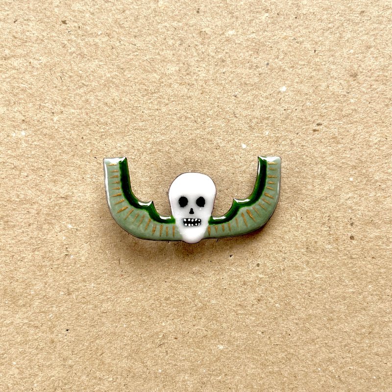 Skull 2 - 胸針 - 其他材質 