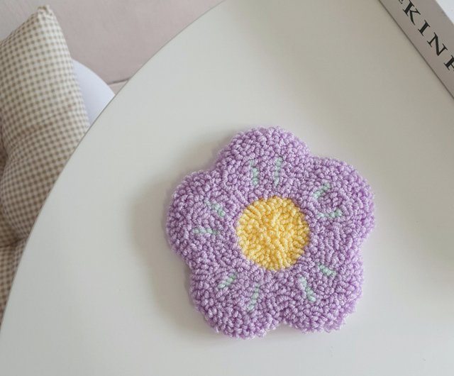 punch needle flower coasters i made & sold a few months back 🌸✨💐 : r/ PunchNeedle