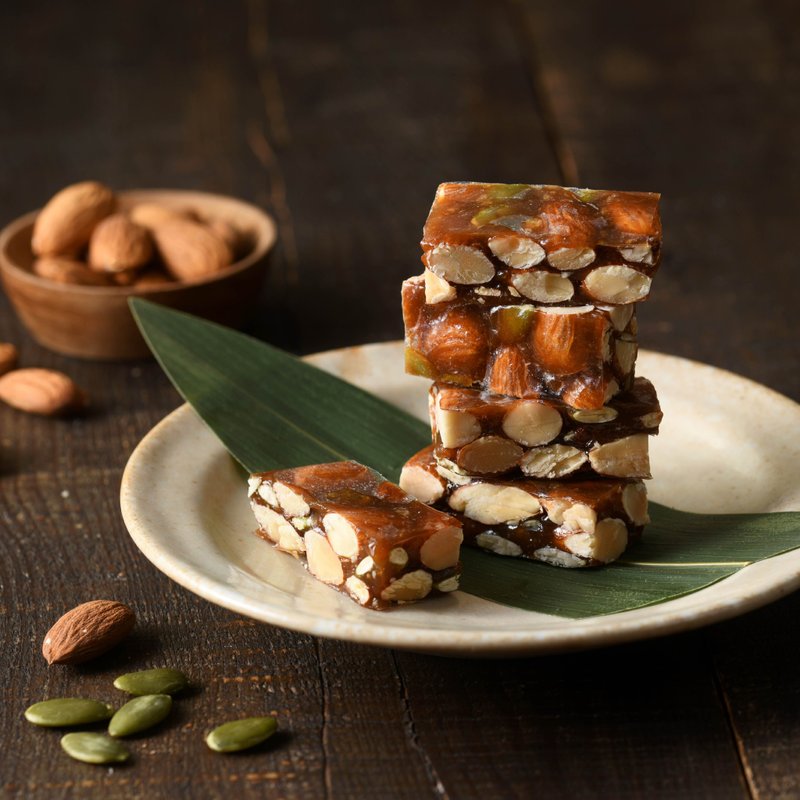 ミックス ナッツヌガーバー - スナック菓子 - その他の素材 