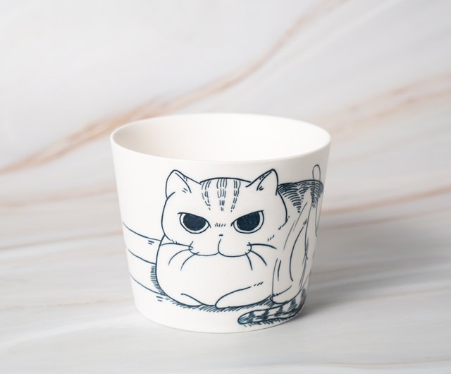 スケッチ猫のティーカップ 手作り陶器 ラインアートスタイル