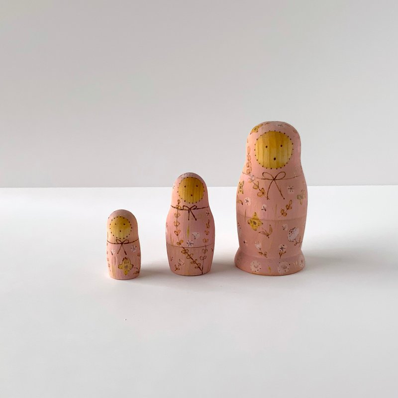 Pink Matryoshka Wildflowers - 公仔/玩偶 - 木頭 粉紅色