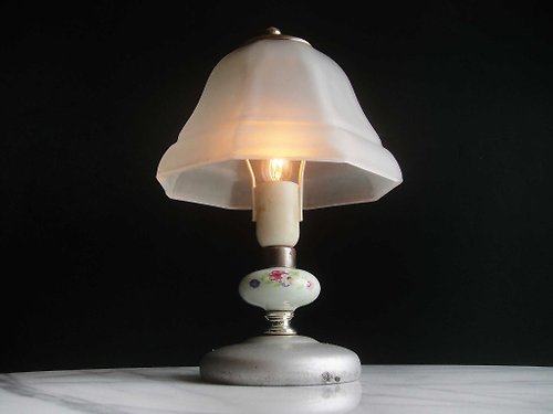 老時光OLD-TIME Vintage & Classic & Deco 【老時光 OLD-TIME】早期二手台灣製厚重玻璃桌燈