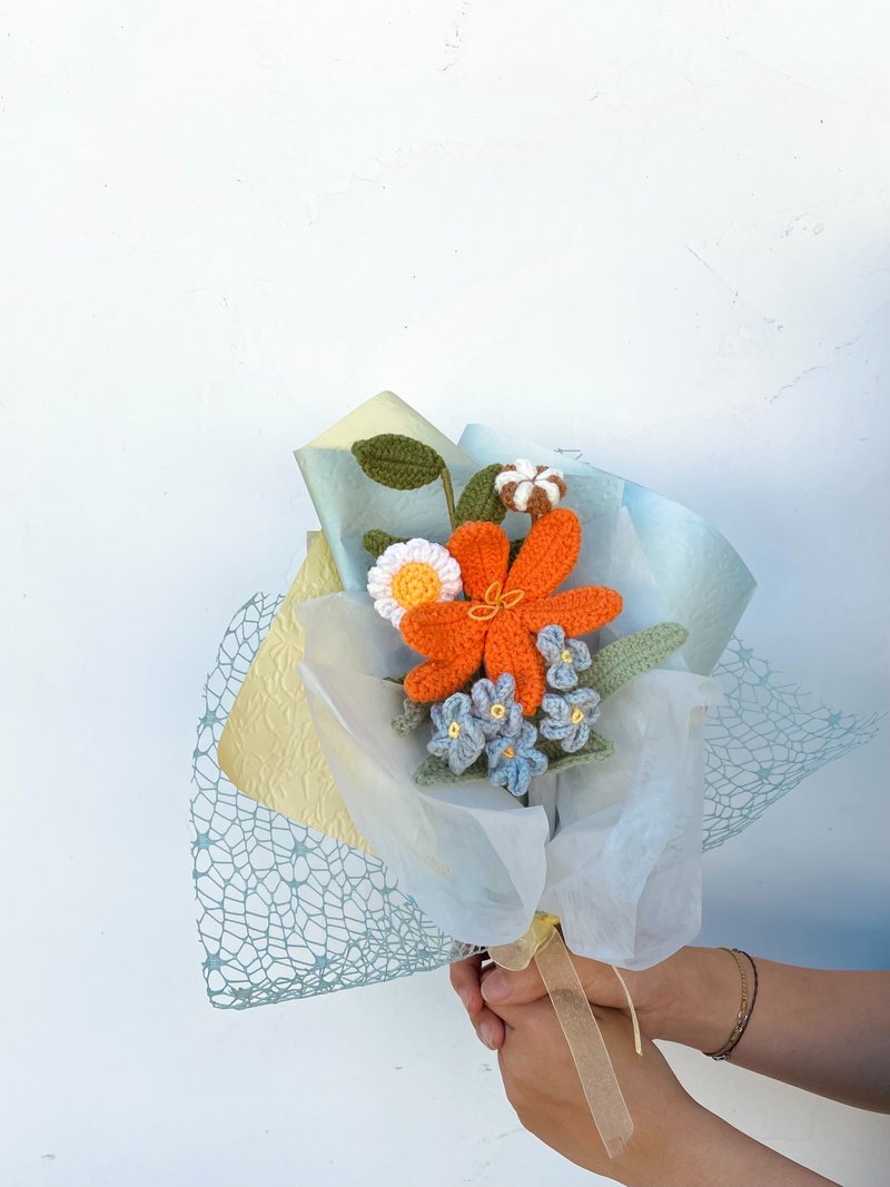 You in the Sun | Handmade crochet bouquet | Customized flowers can be purchased - ของวางตกแต่ง - ผ้าฝ้าย/ผ้าลินิน หลากหลายสี