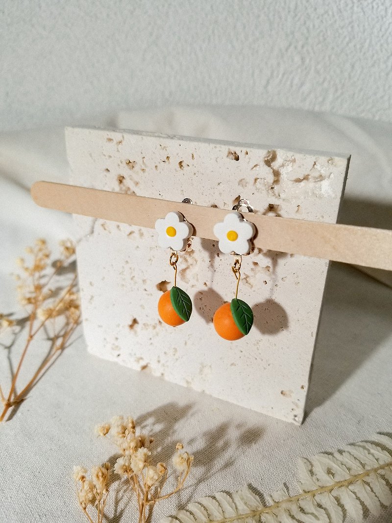 Summer Daisy Flower Orange Dangle Earrings/Clip On Earrings - Earrings & Clip-ons - Other Materials Multicolor