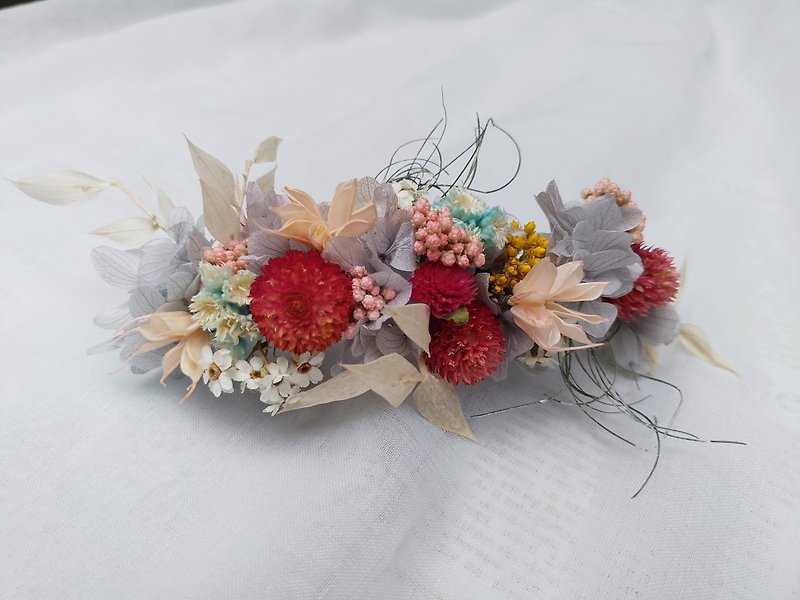Mansen style bridal flower row without withered flower row - ช่อดอกไม้แห้ง - พืช/ดอกไม้ หลากหลายสี