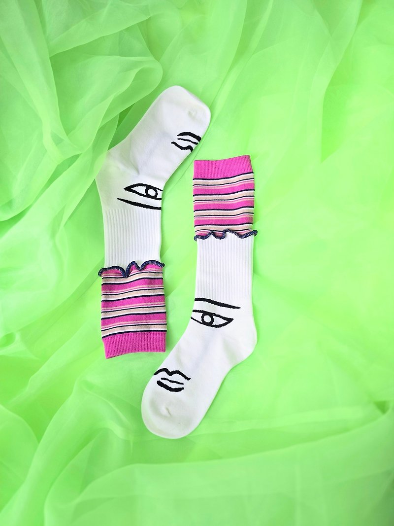 ホワイト×ピンク　ボーダー　カラフルメロウソックス 派手靴下 個性的 22.5〜25 女性靴下 socks - ソックス - その他の素材 ピンク
