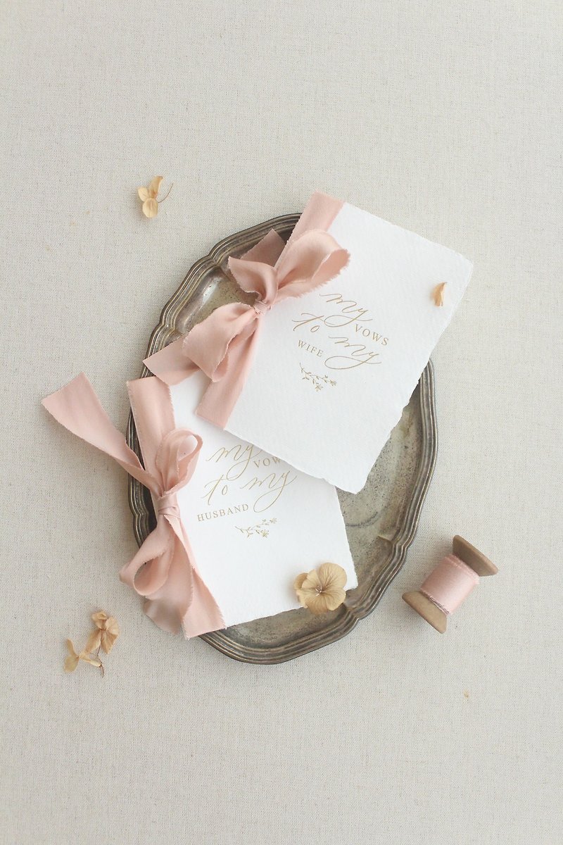 Handmade paper bronzing wedding vows book | 3 colors available | (a set of 2 pieces) - การ์ด/โปสการ์ด - กระดาษ ขาว