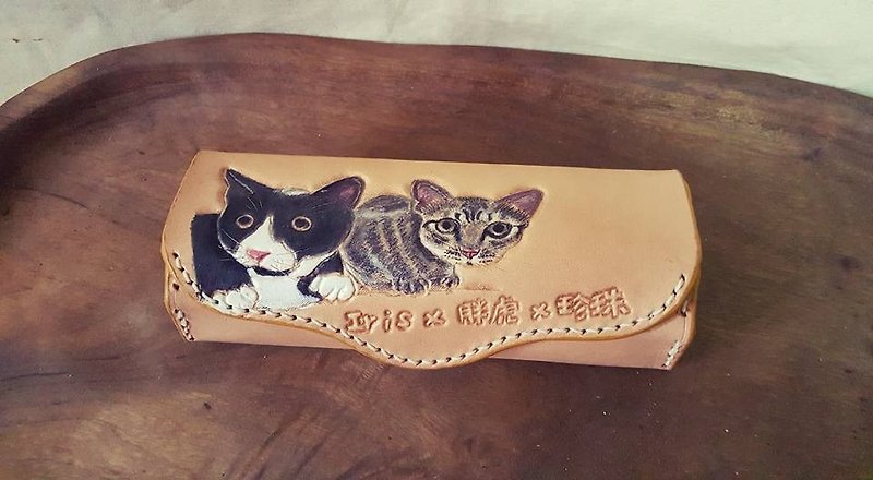 專屬客製兩隻貓咪彩色筆盒/眼鏡盒 (訂做情人、生日送禮) - 筆盒/筆袋 - 真皮 橘色