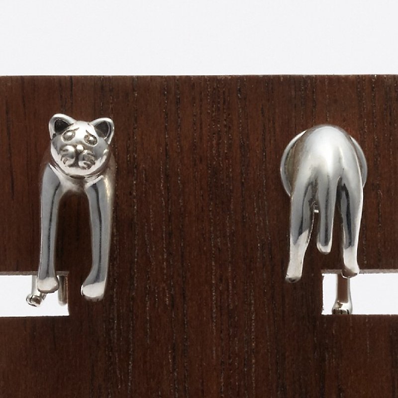 Cat earrings addicted to holes / silver925, k18 1 animal - ต่างหู - โลหะ สีทอง