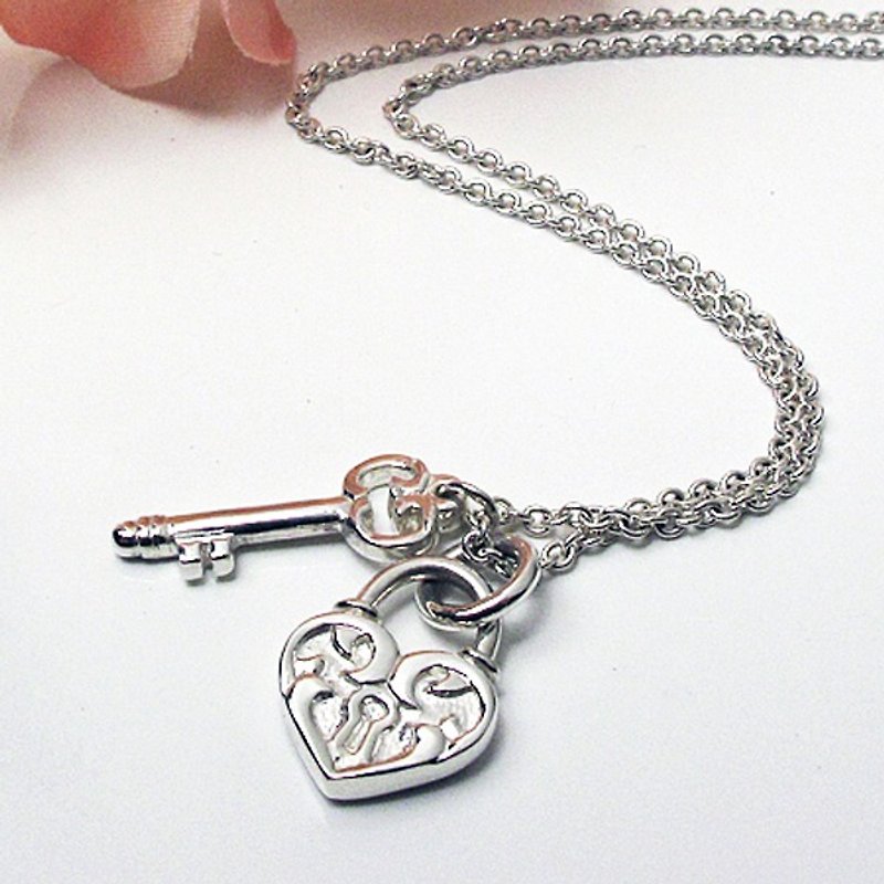Love Lock & Key sterling silver necklace - Necklaces - Sterling Silver Silver