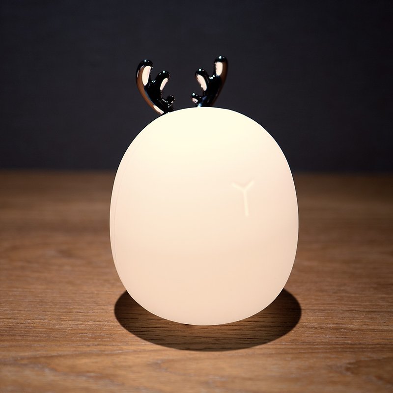 矽膠 燈具/燈飾 白色 - 【聖誕禮盒】Lovely Deer可愛麋鹿夜燈 | 附聖誕氛圍禮物包裝