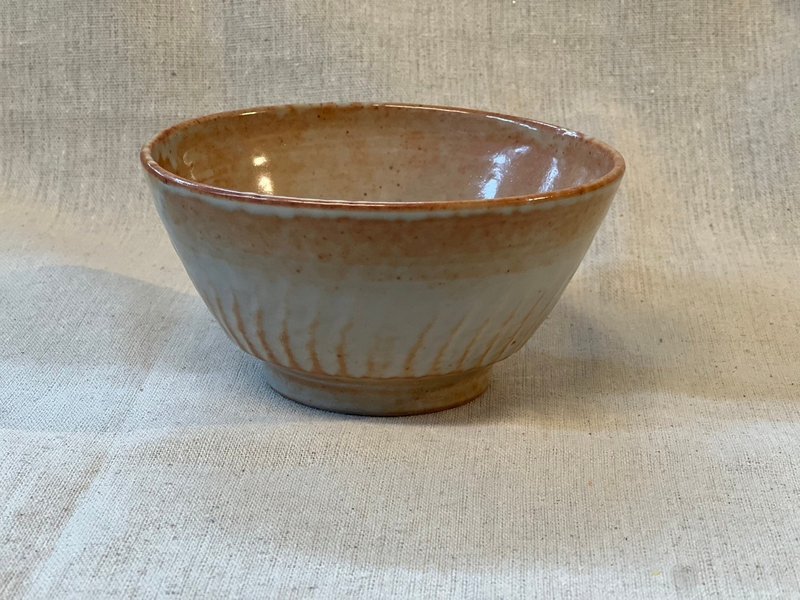 Shino round bowl-1 - Bowls - Pottery Orange