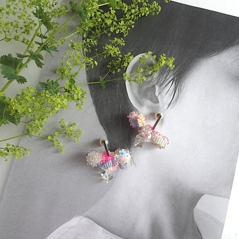 Botanical【Pierced Earrings】 - Earrings & Clip-ons - Semi-Precious Stones Pink
