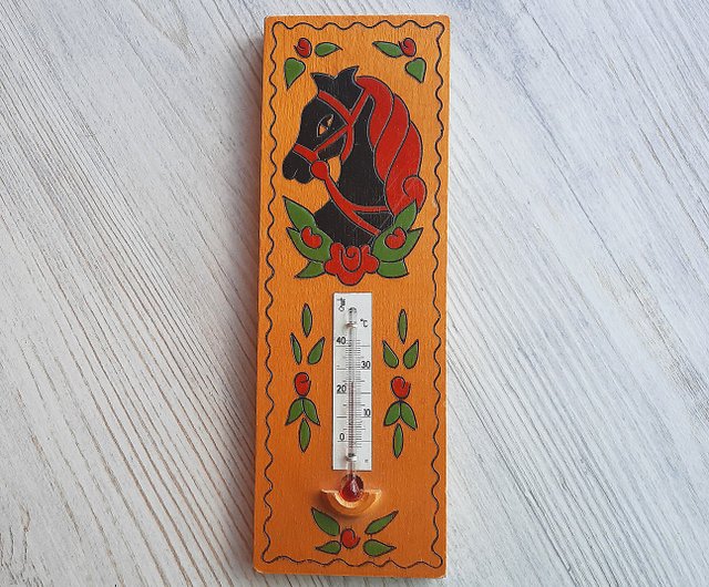 Wooden Wall Thermometer Classic Hanging Thermometer Design